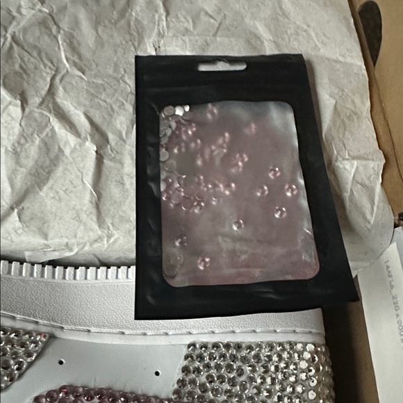 Women’s Nike Air Force 1 embellished Sneakers 9 - Picture 6 of 10